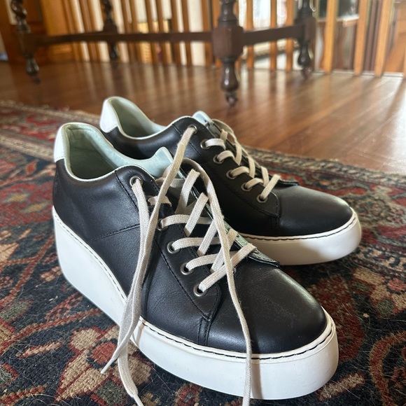Black Fly platform sneakers. Size 39. - Picture 3 of 3